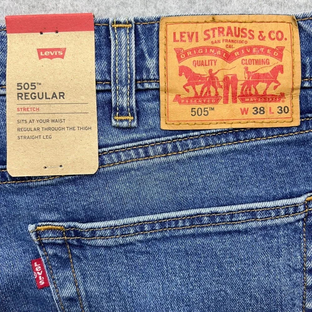 NEW Levi's 505 Jeans Men's 38x30 Blue Denim Regular Fit Straight Leg Stretch